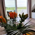 Haus-zum-golfplatz-whg-12 아파트 Böhl